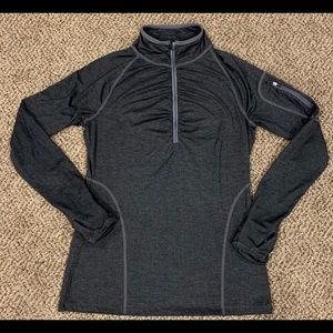 Kirkland Signature Women’s Half Zip Size Small